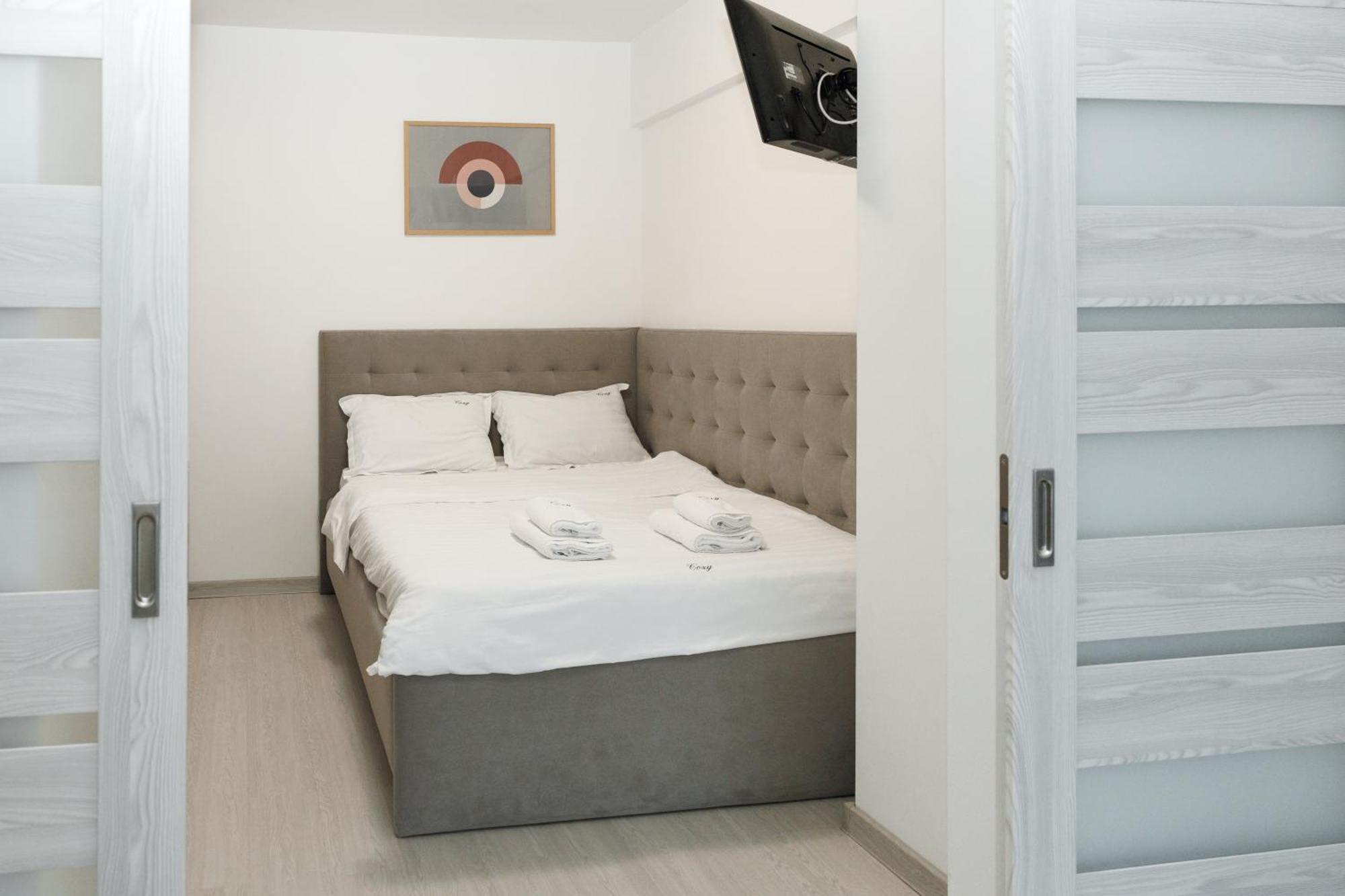 Exclusive Ultracentral Apartments And Studios #Enescu#Universitatii#Σουκεάβα Εξωτερικό φωτογραφία
